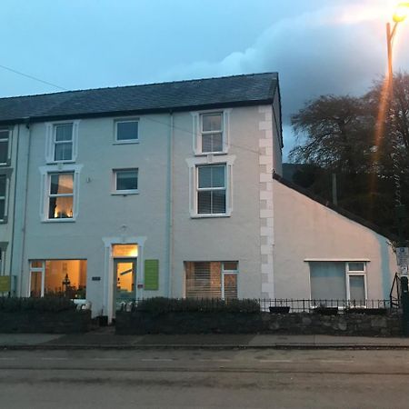 Glyn Afon Hotel Caernarfon Esterno foto